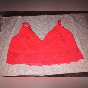 PINK Victoria's Secret Red Lace Bralette Size Small